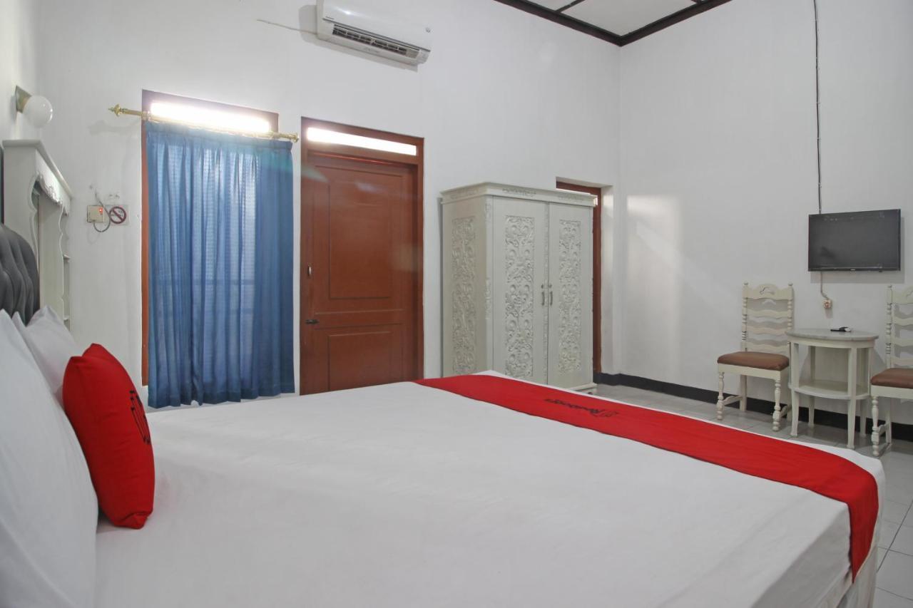 Reddoorz Plus @ Taman Siswa 3 Джокякарта Екстериор снимка